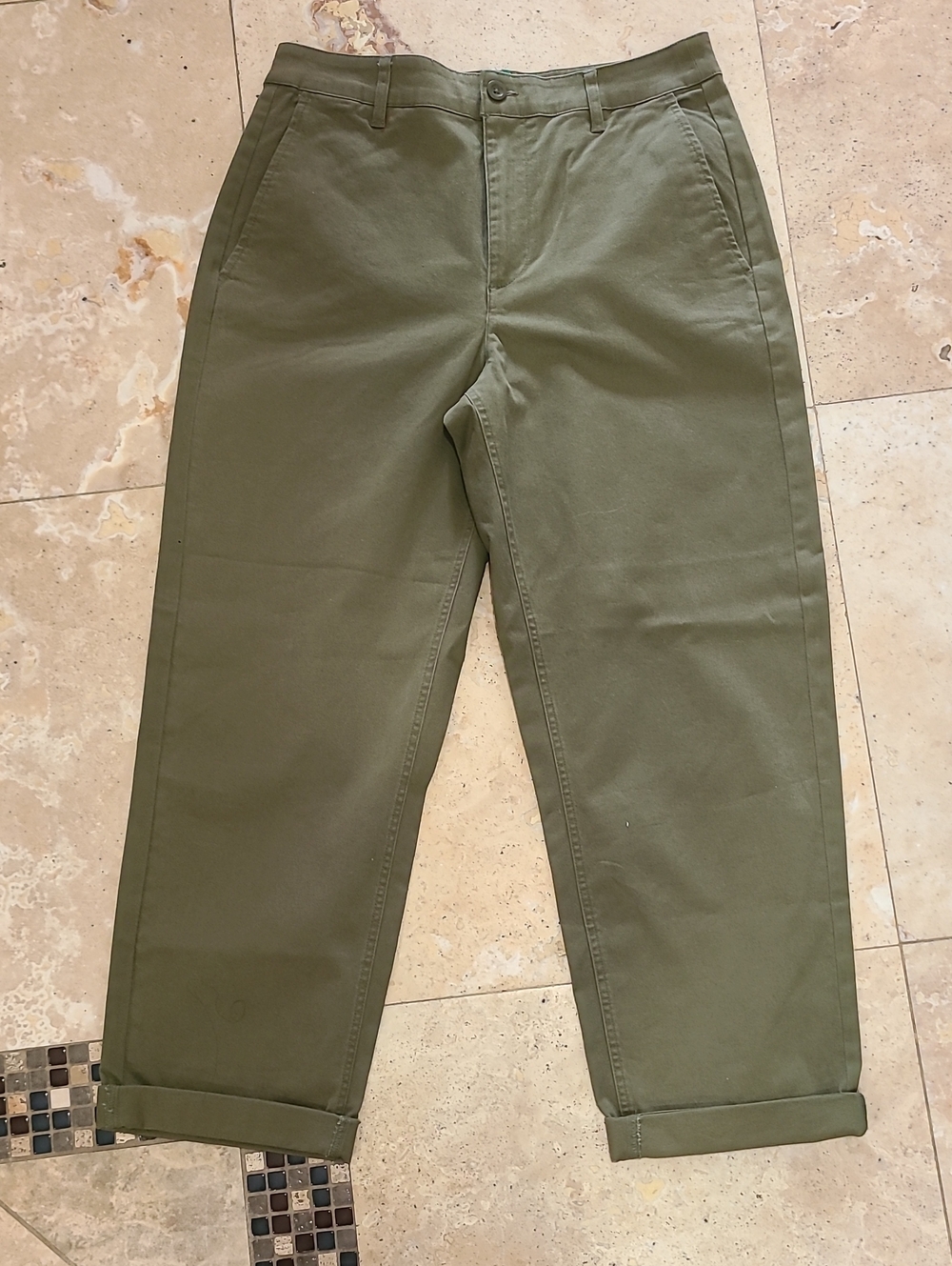 Boden Women's Olive Straight Chinos - Military Green